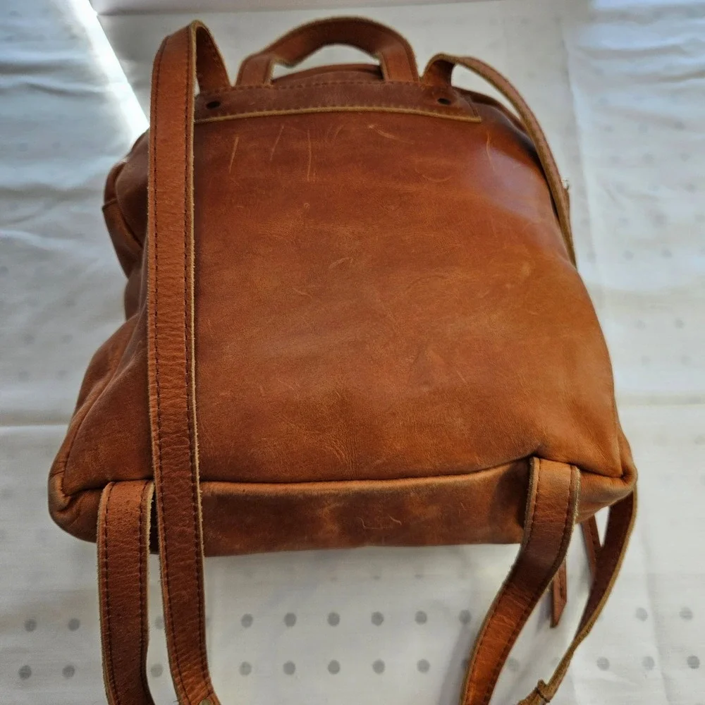Raven + Lily Brown Natural Leather Minimalist‎ Backpack